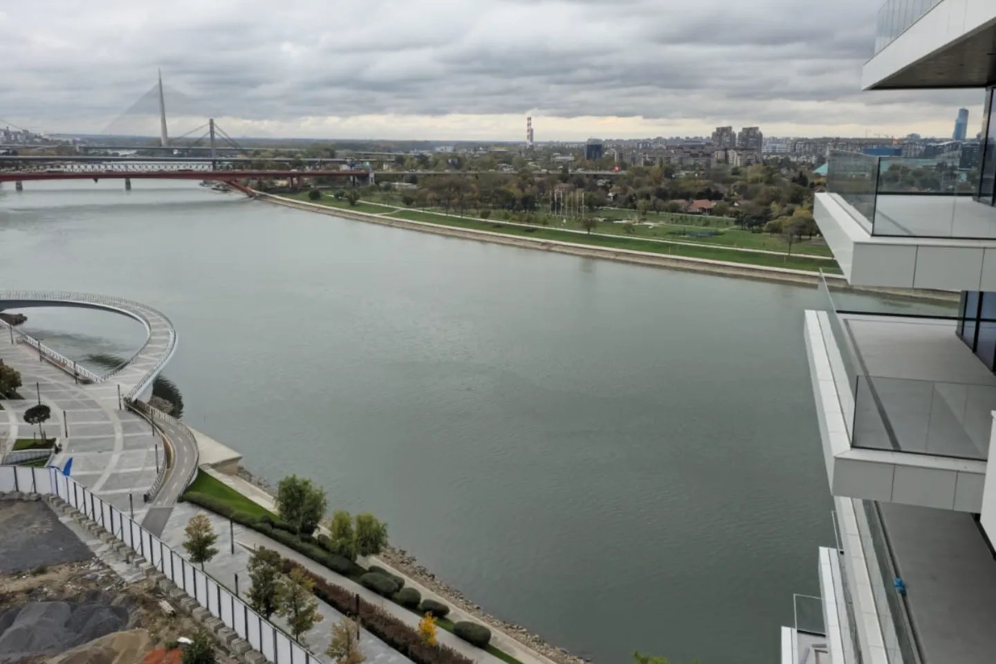 BW Riviera | Luksuzan useljiv trosoban stan